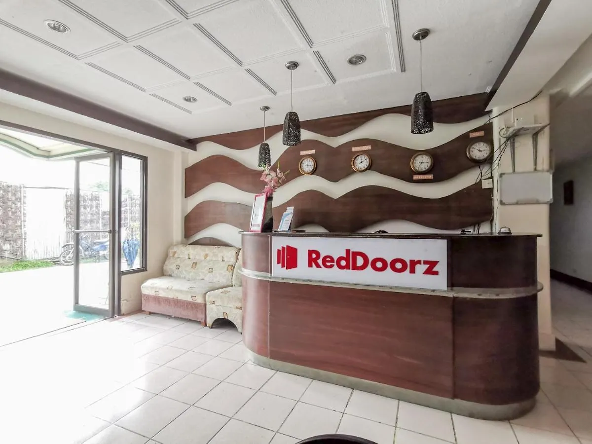 Reddoorz Near Damosa Lanang Davao Hotel 2*,  Philippines