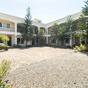 Oyo 162 The West ** Davao
